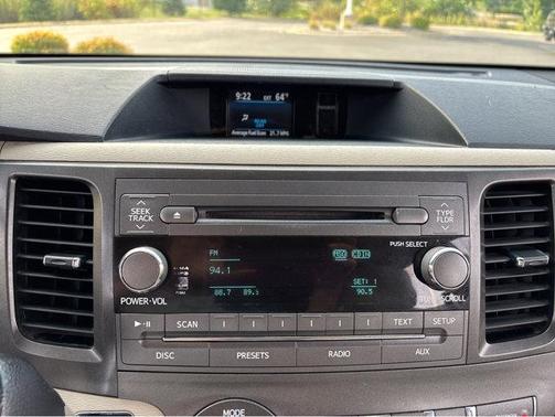 2013 Toyota Sienna LE