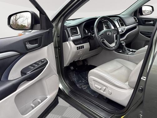 Alumina Jade Metallic 2019 Toyota Highlander XLE