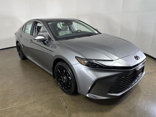 Heavy Metal 2026 Toyota Camry XSE