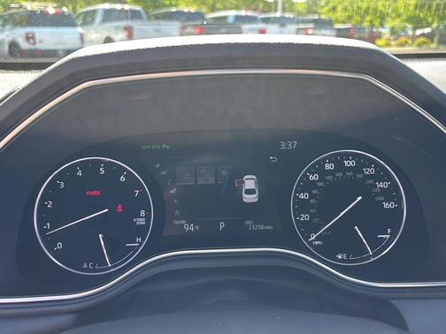 Supersonic Red 2022 Toyota Avalon Limited