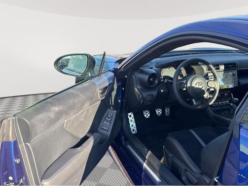 Trueno Blue 2026 Toyota GR86 Premium