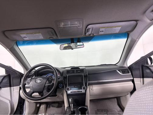 2013 Toyota Camry Hybrid LE