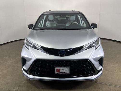 2022 Toyota Sienna XSE 7 Passenger