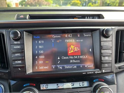2017 Toyota RAV4 Hybrid XLE