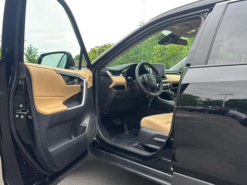 Midnight Black Metallic 2025 Toyota RAV4 Hybrid LE