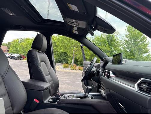 2022 Mazda CX-5 Signature