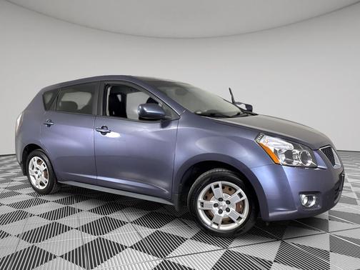 2009 Pontiac Vibe Base