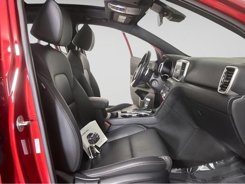 2022 Kia Sportage S