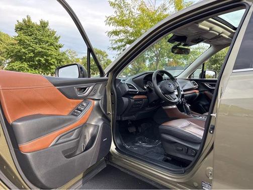 2023 Subaru Forester Touring