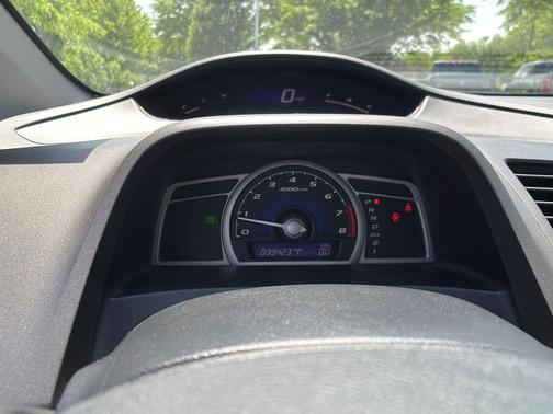 Crystal Black Pearl 2011 Honda Civic LX