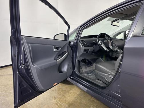 2010 Toyota Prius IV