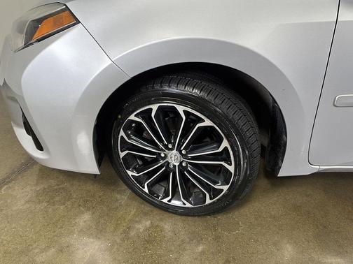 Classic Silver Metallic 2015 Toyota Corolla S Plus