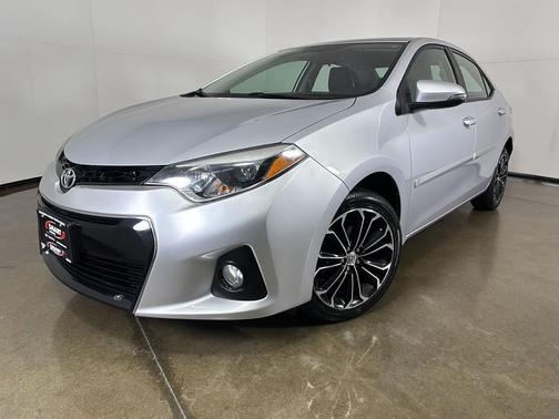 Classic Silver Metallic 2015 Toyota Corolla S Plus