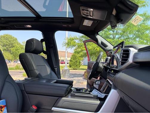 2025 Toyota Sequoia Platinum