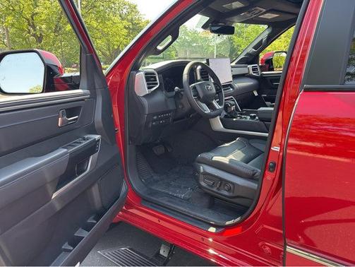 2025 Toyota Sequoia Platinum