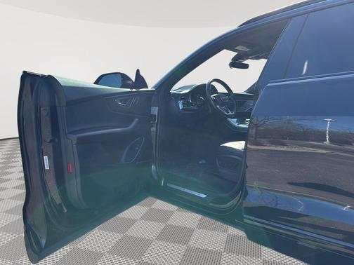 2019 Audi Q8 3.0T Premium