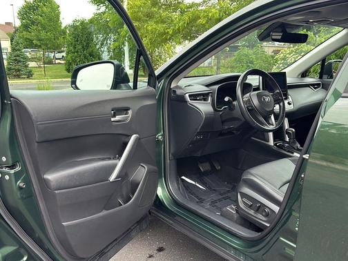 Cypress 2023 Toyota Corolla Cross XLE