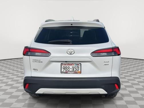 Wind Chill Pearl 2023 Toyota Corolla Cross XLE