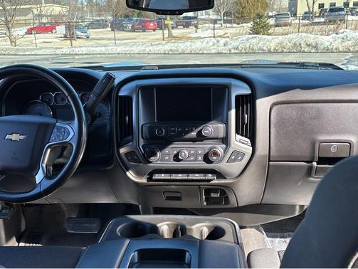 2019 Chevrolet Silverado 1500 2LT