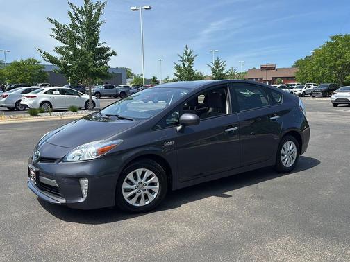 Winter Gray Metallic 2014 Toyota Prius Plug-in Advanced