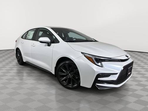 Wind Chill Pearl 2026 Toyota Corolla XSE