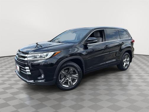 Midnight Black Metallic 2019 Toyota Highlander Limited Platinum