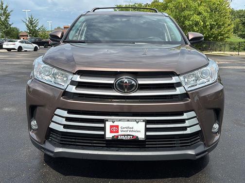 Toasted Walnut Pearl 2019 Toyota Highlander XLE