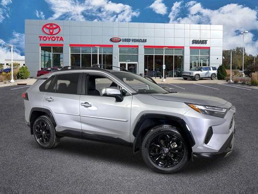 2023 Toyota RAV4 Hybrid SE