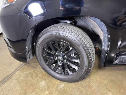 Black Onyx 2023 Lexus GX 460 GX 460