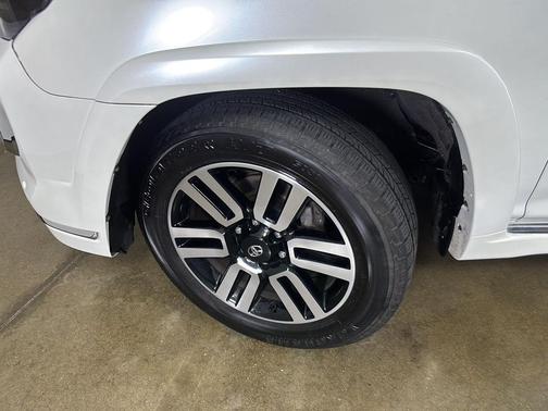 Blizzard Pearl 2022 Toyota 4Runner Limited