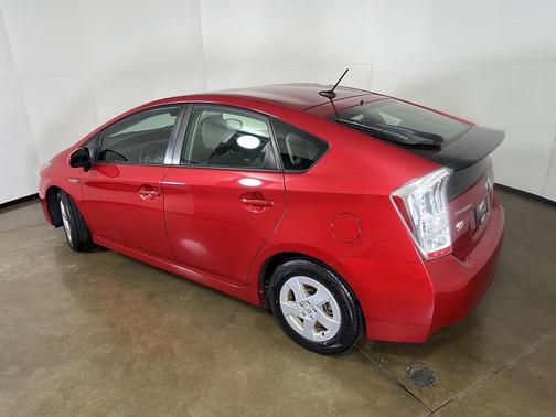Barcelona Red Metallic 2011 Toyota Prius
