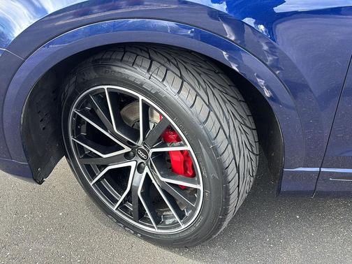Navarra Blue Metallic 2019 Audi Q8 3.0T Premium