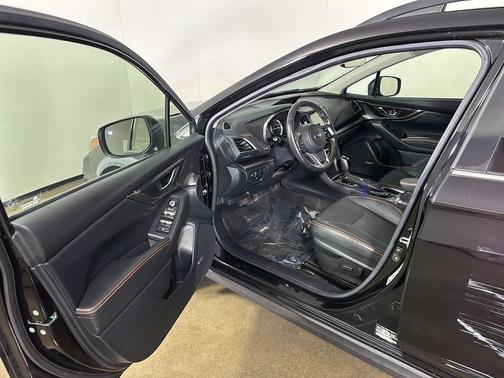 Crystal Black Silica 2018 Subaru Crosstrek Limited