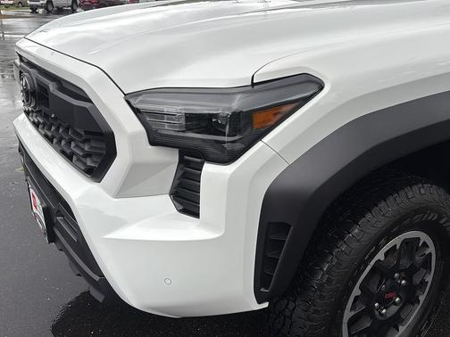 Ice Cap 2024 Toyota Tacoma TRD Off Road