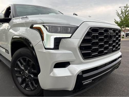 2024 Toyota Sequoia Platinum
