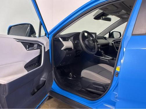 2019 Toyota RAV4 Hybrid XLE