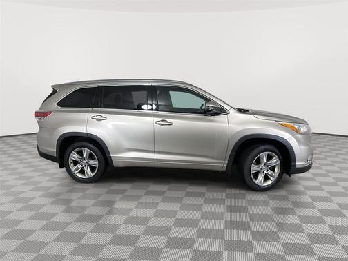 Creme Brulee Mica 2015 Toyota Highlander Limited