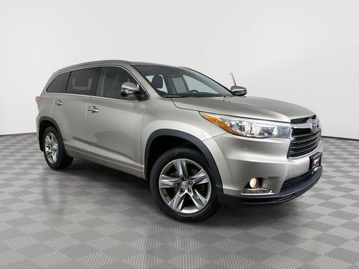Creme Brulee Mica 2015 Toyota Highlander Limited