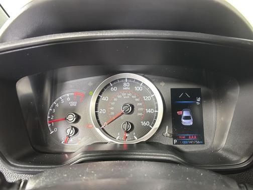 Blizzard Pearl 2021 Toyota Corolla SE