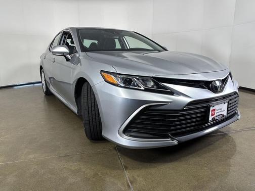 Celestial Silver Metallic 2022 Toyota Camry LE