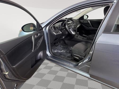 2012 Mazda Mazda3 i Touring