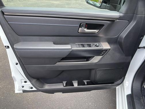 Wind Chill Pearl 2026 Toyota Tundra Platinum