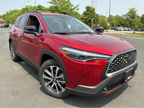 2025 Toyota Corolla Cross XLE