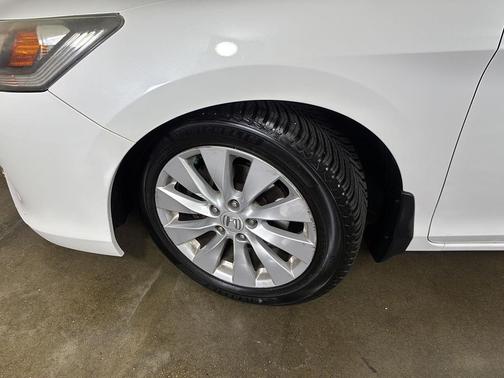 White Orchid Pearl 2015 Honda Accord EX-L