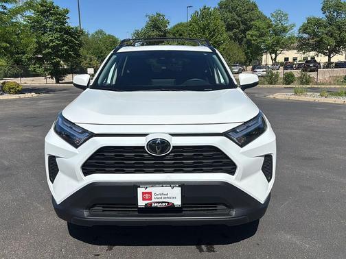Ice Cap 2025 Toyota RAV4 XLE