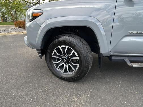 Cement 2020 Toyota Tacoma TRD Sport