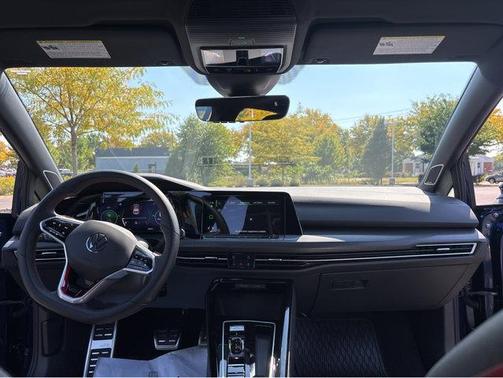 2023 Volkswagen Golf GTI 2.0T SE DSG
