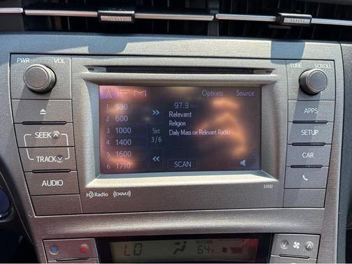 2013 Toyota Prius Two
