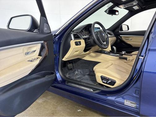2018 BMW 330 xDrive