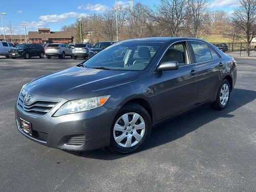 2011 Toyota Camry LE